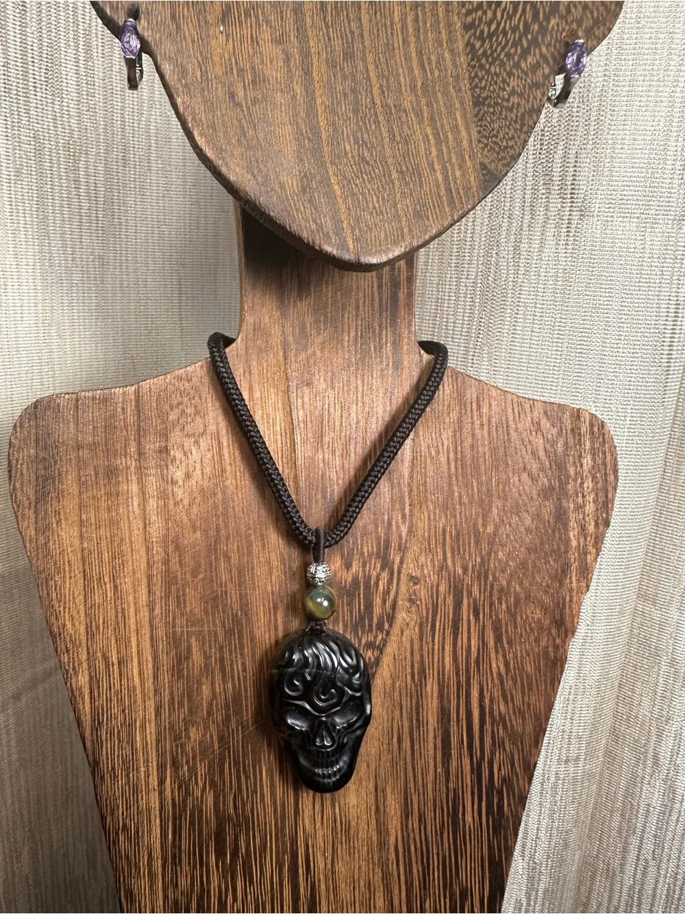 Unique Blue and Golden Tiger’s Eye Skull Carving Pendant Necklace on Brown